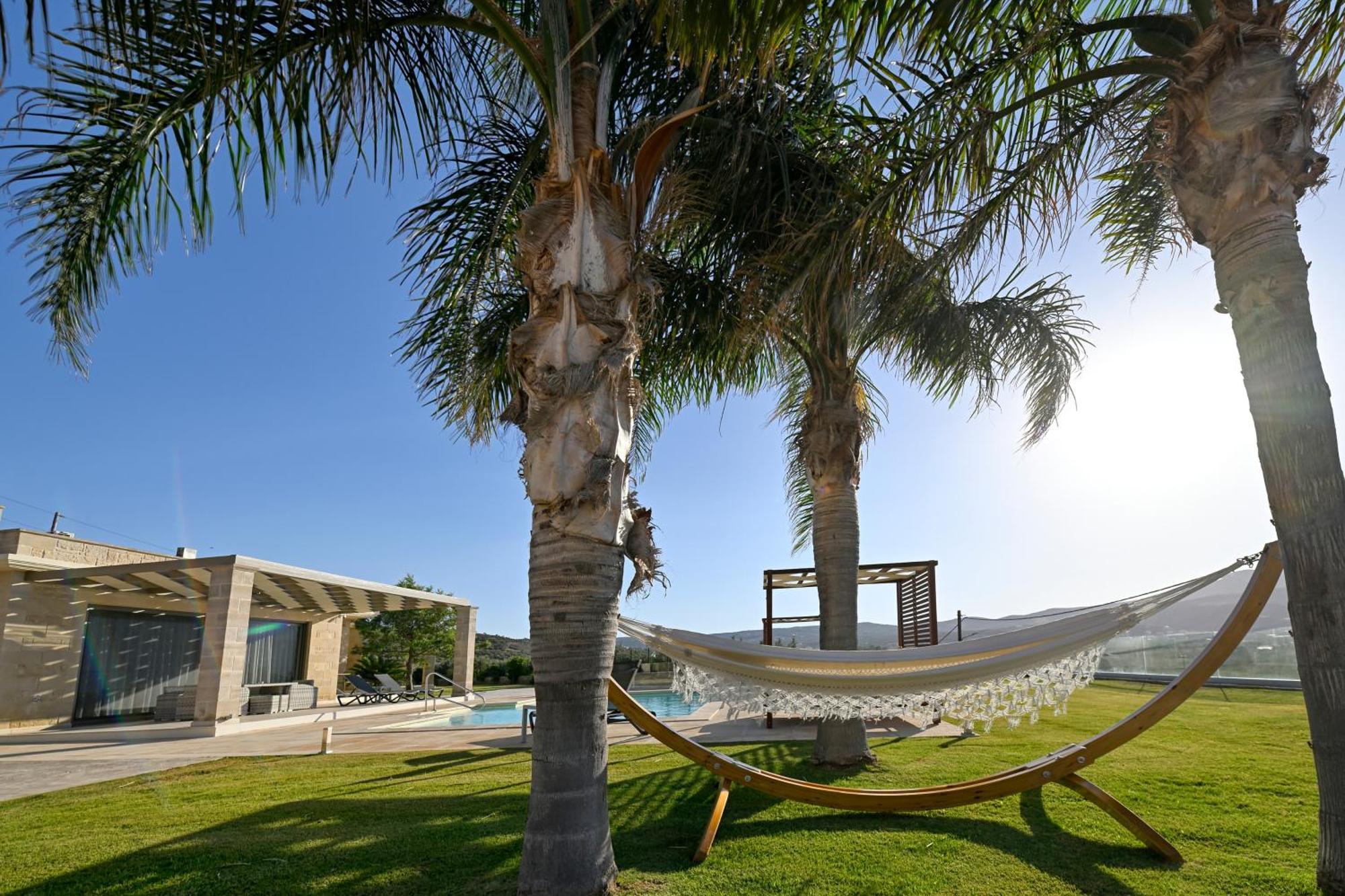 Larimar Luxury Sea View Villa Kissamos Exterior photo